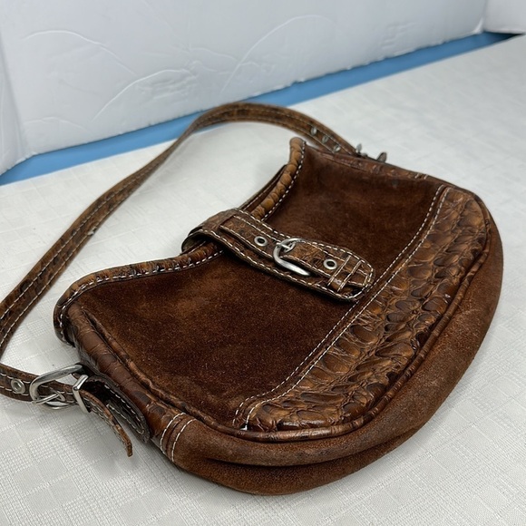 Croc Embossed brown 100% leather shoulder bag - Picture 7 of 8